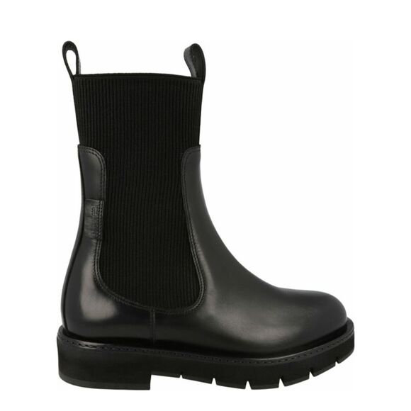 Ferragamo Rook Chelsea Boots Black Womens